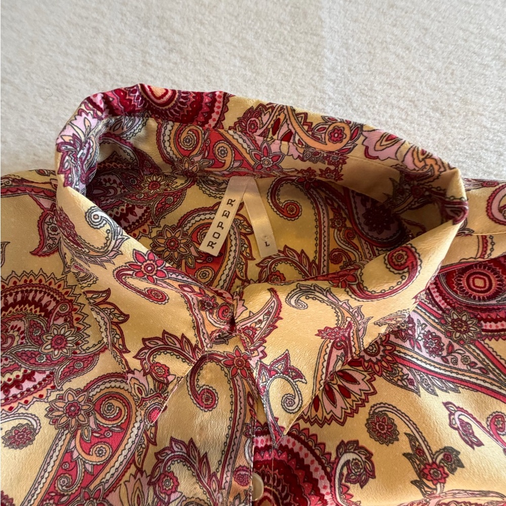 Roper Red and Cream Paisley Button Down Shirt - Picture 3 of 6
